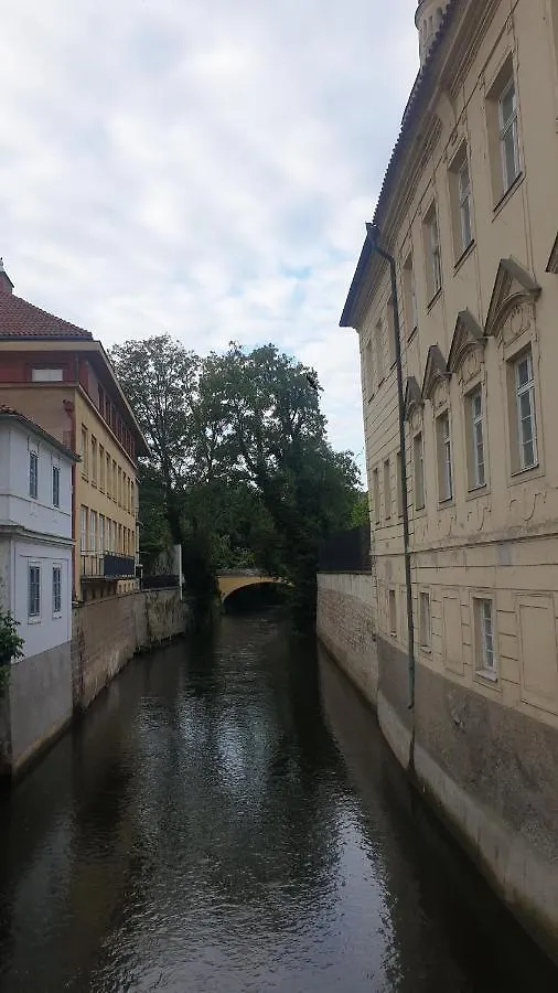Laxmi Happy Home In Prague Czech Republic
